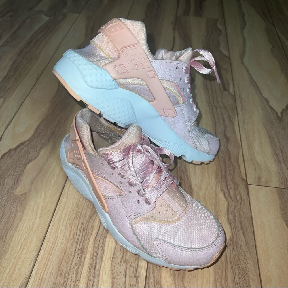 Pink Nike Hurrache